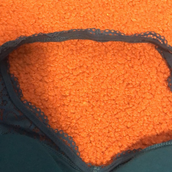 Gorgeous Aerie Bralette - Picture 7 of 7